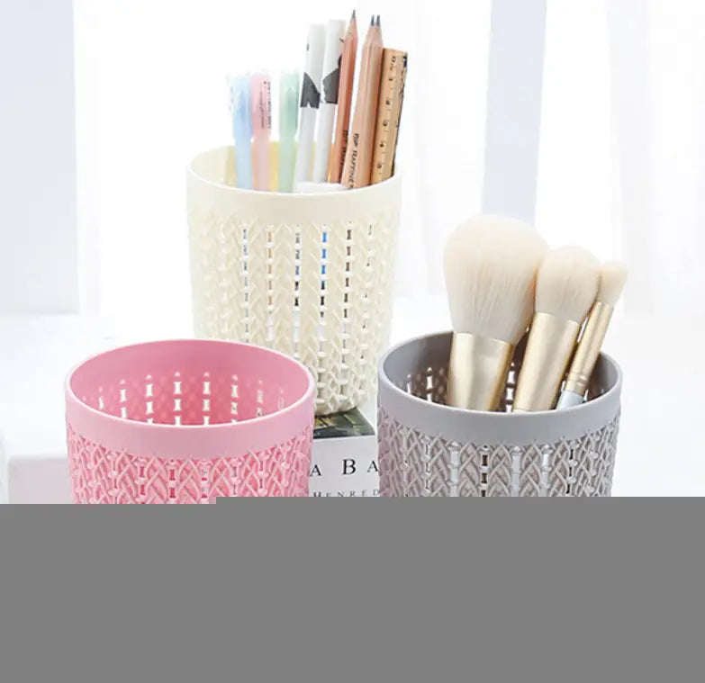 Multifunctional Round Pen Holder for Office Supplies